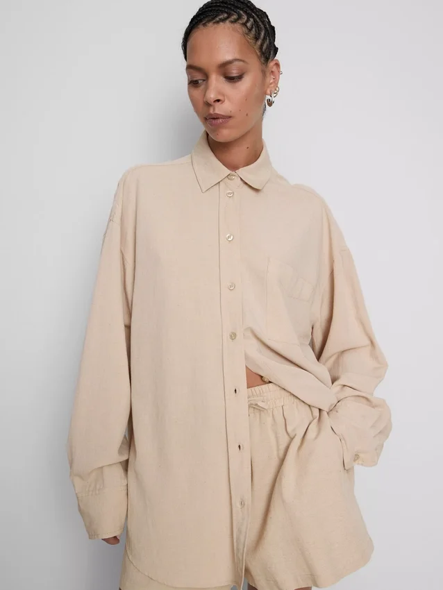 Camisas clásicas de mezcla de algodón con botones