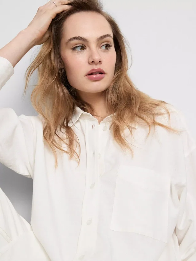 Camisas clásicas de mezcla de algodón con botones
