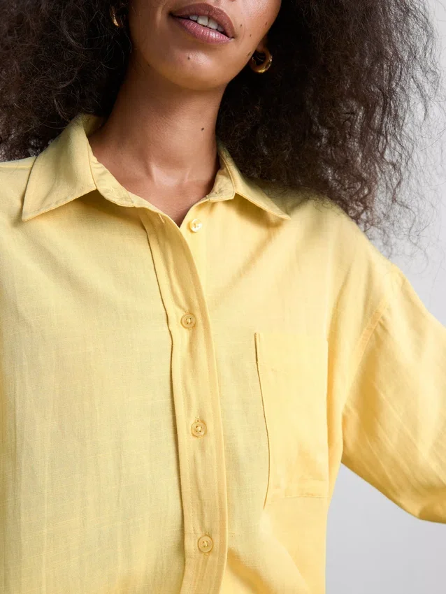 Camisas clásicas de mezcla de algodón con botones