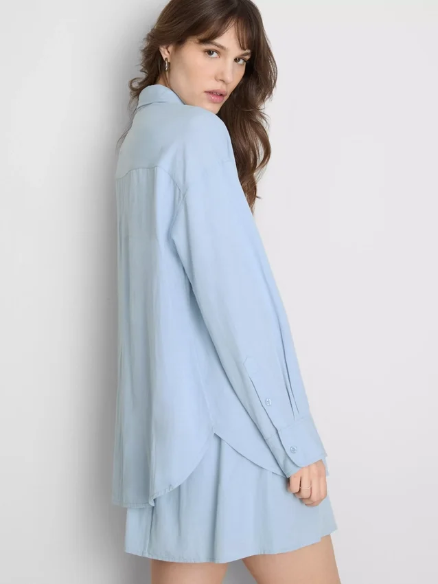 Camisas clásicas de mezcla de algodón con botones