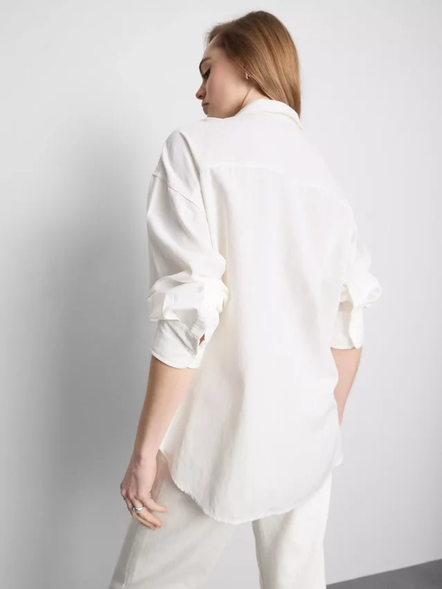 Camisas clásicas de mezcla de algodón con botones