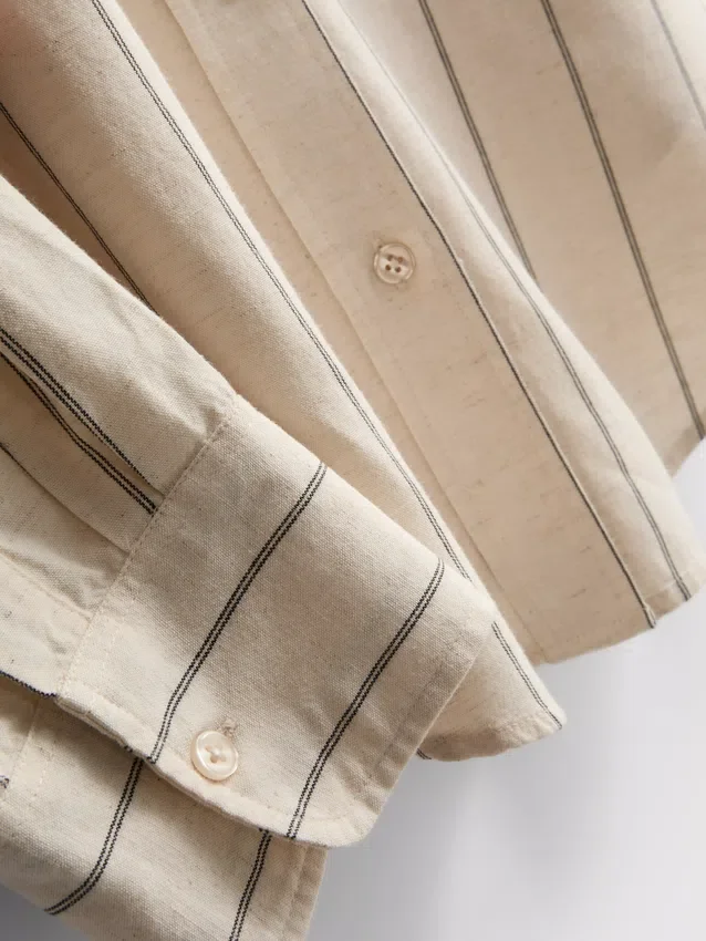 Camisas clásicas de mezcla de algodón con botones