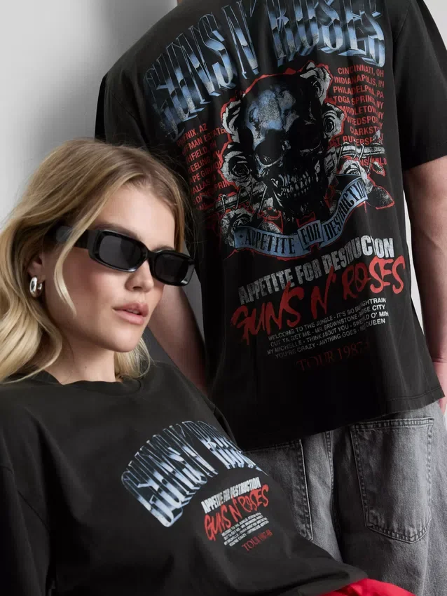 Camisas con diseño gráfico de Guns N’ Roses