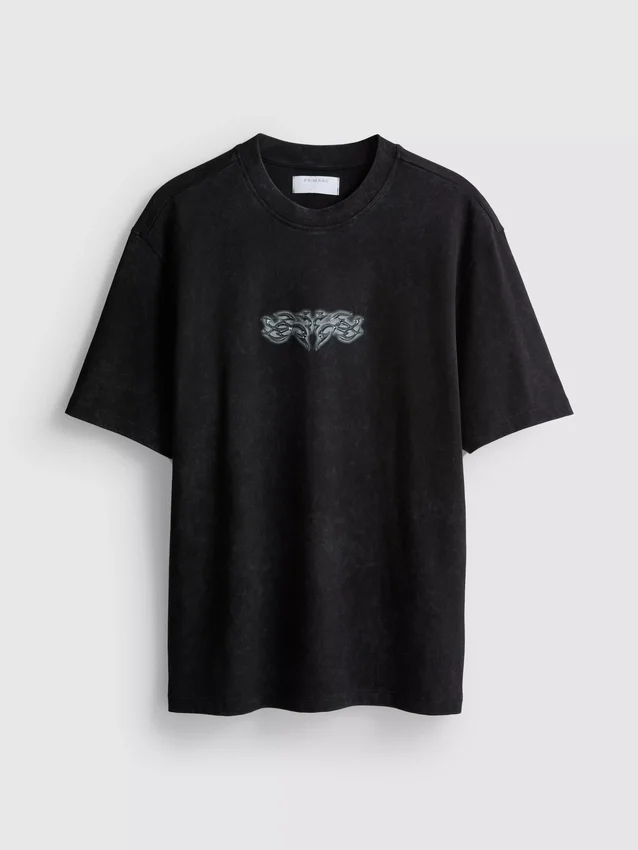 Camisas con estampado gráfico en la espalda