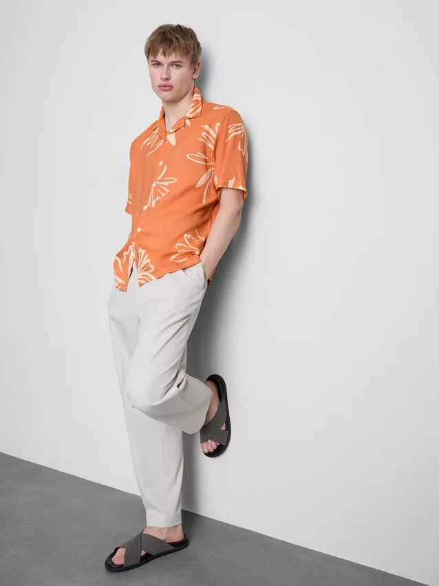 Camisas de estilo vacacional con estampado floral abstracto