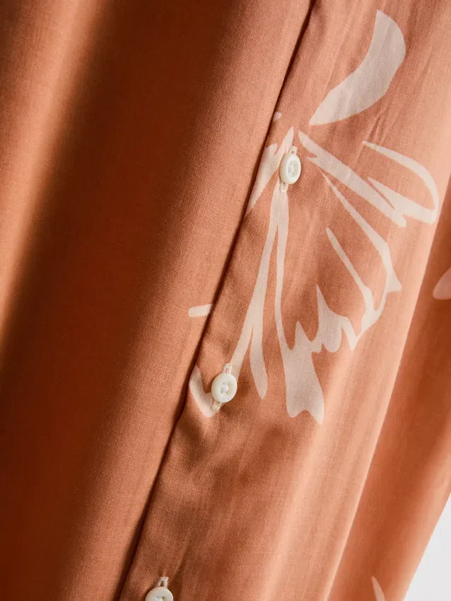 Camisas de estilo vacacional con estampado floral abstracto