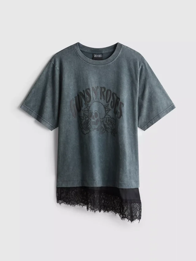 Camisas de Guns N’ Roses con ribete de encaje