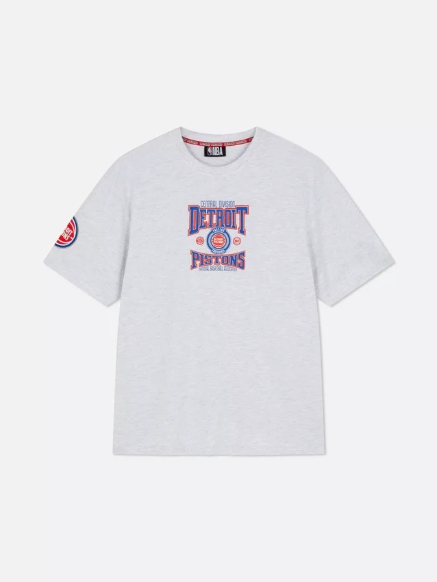 Camisas de los Detroit Pistons de la NBA