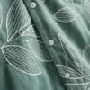 Camisas de manga corta con botones y bordado de hojas