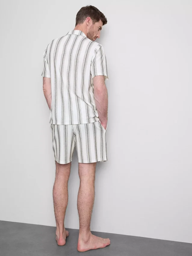 Camisas de pijama a rayas