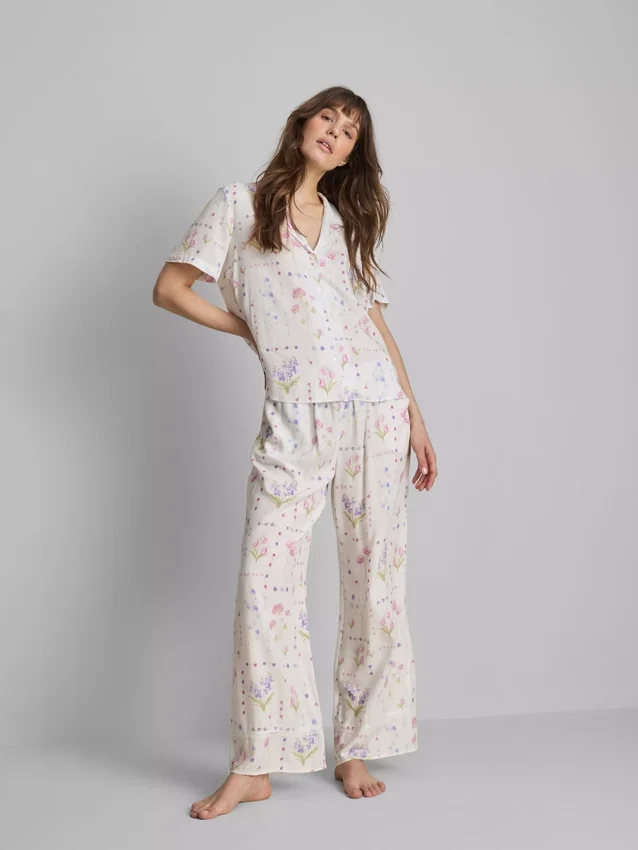 Camisas de pijama de pantalón corto con estampado floral