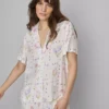 Camisas de pijama de pantalón corto con estampado floral