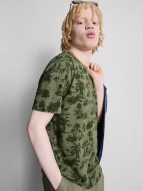 Camisas estampadas de manga corta