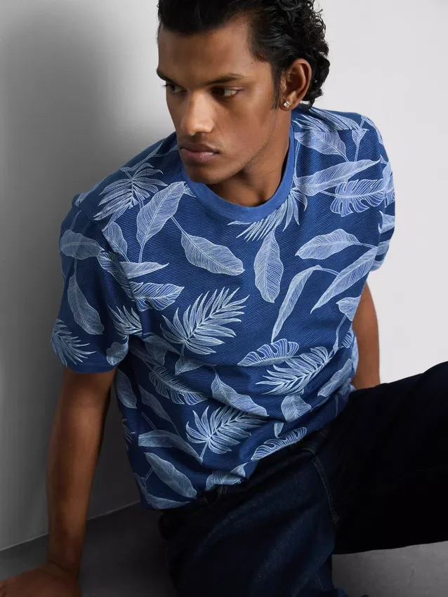 Camisas estampadas de manga corta