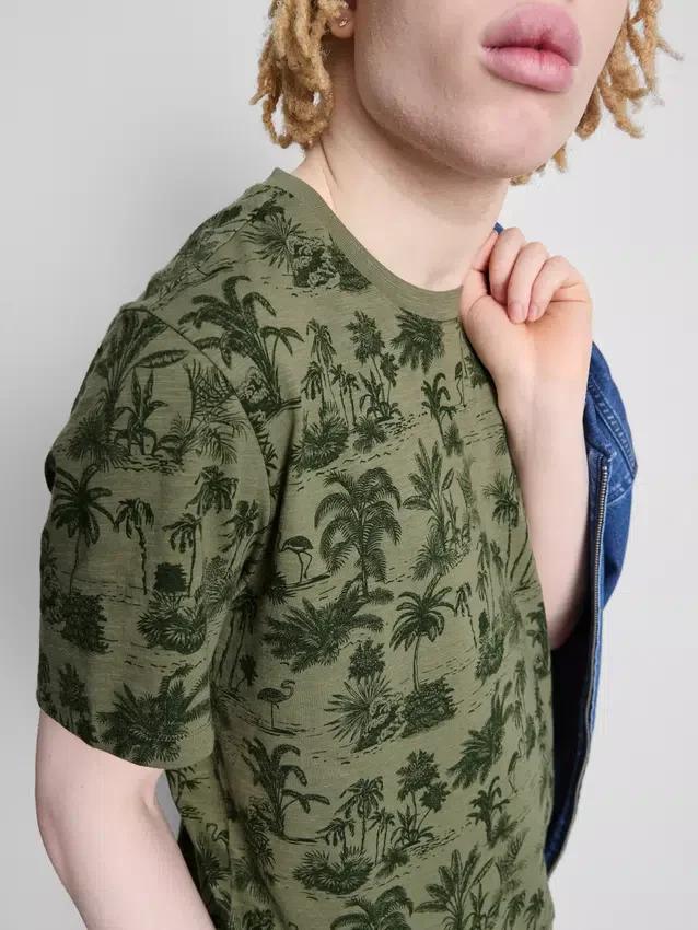 Camisas estampadas de manga corta