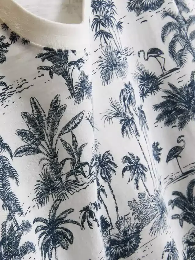 Camisas estampadas de manga corta