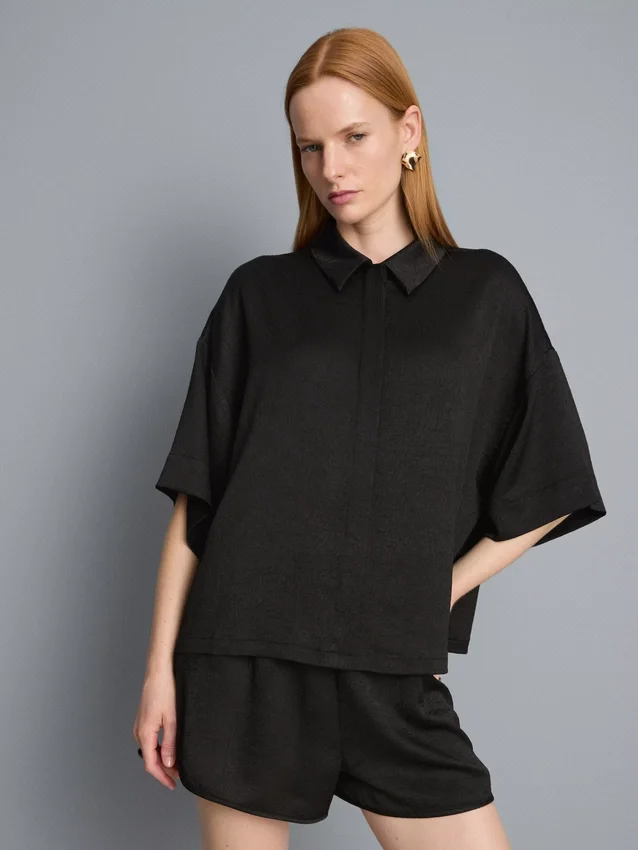 Camisas holgadas de satén texturizado