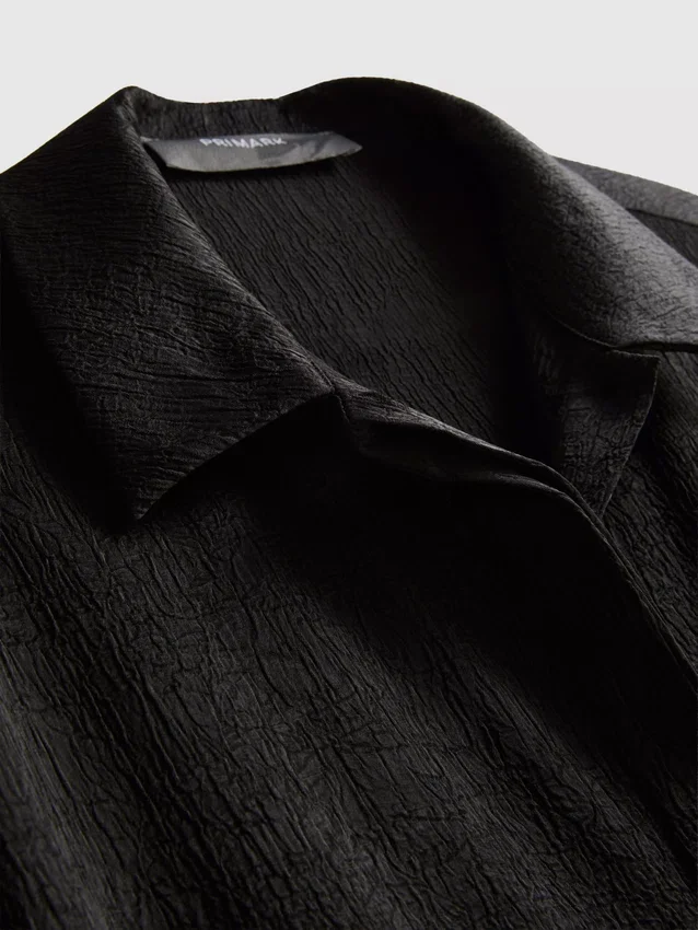 Camisas holgadas de satén texturizado