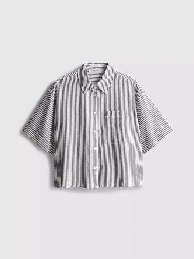Camisas Oxford cortas de corte cuadrado y manga corta