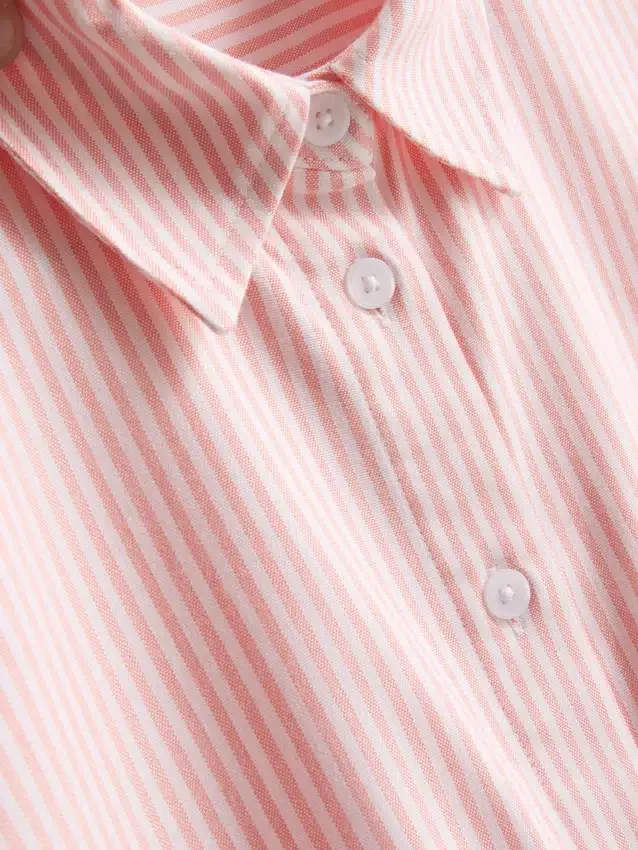 Camisas Oxford cortas de corte cuadrado y manga corta
