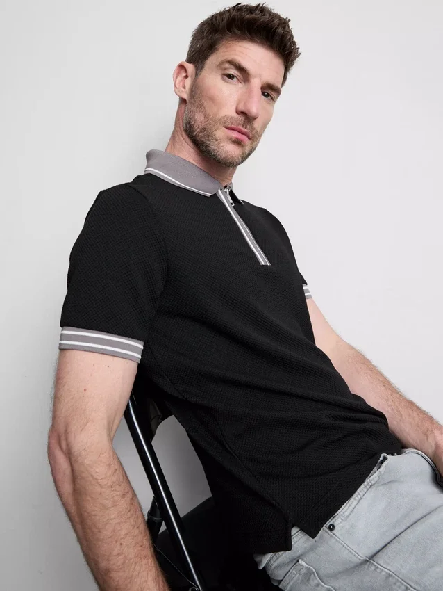 Camisas texturizadas