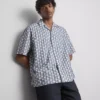 Camisas texturizadas con cuello revere