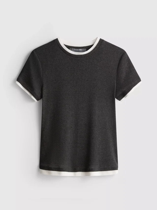 Camiseña de cuello redondo de doble capa