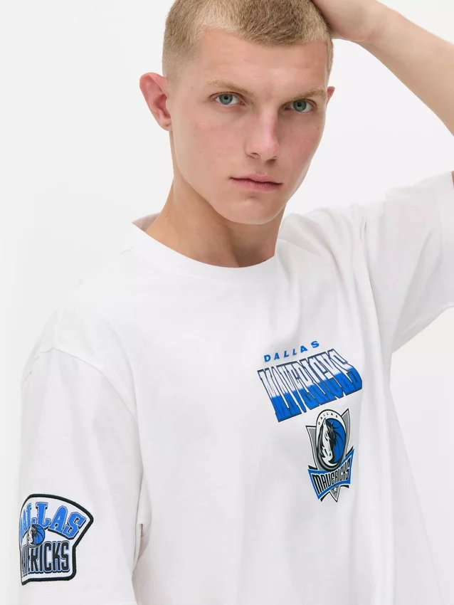 Camiseña de los Dallas Mavericks de la NBA