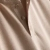 Camiseña Henley texturizada