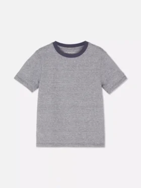 Camiseta a rayas finas