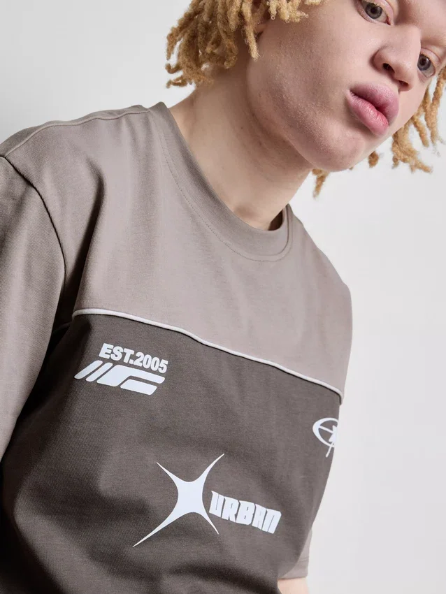 Camiseta bicolor de Urban Studio