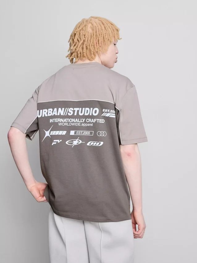 Camiseta bicolor de Urban Studio