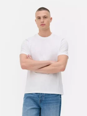 Camiseta básica de corte regular