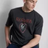 Camiseta con diseño de Foo Fighters