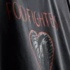 Camiseta con diseño de Foo Fighters