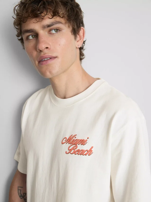 Camiseta con diseño de Miami Beach