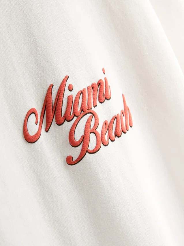Camiseta con diseño de Miami Beach