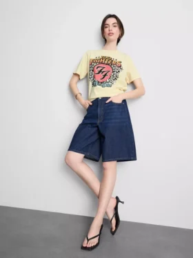 Camiseta con diseño del álbum de Foo Fighters