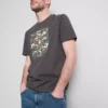 Camiseta con diseño del Monte Everest