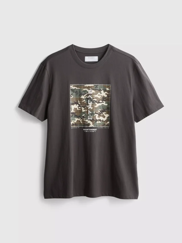 Camiseta con diseño del Monte Everest