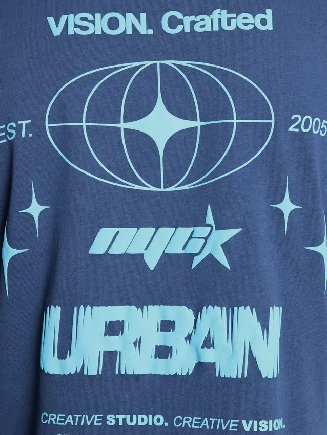 Camiseta con diseño gráfico
