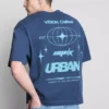 Camiseta con diseño gráfico