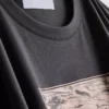 Camiseta con diseño gráfico de Kameoka
