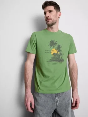 Camiseta con diseño gráfico de Shoreline Society