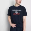 Camiseta con diseño gráfico del club náutico