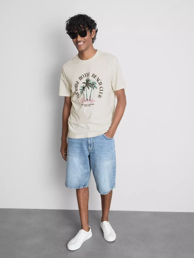 Camiseta con diseño gráfico «Paradise Beach»