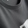 Camiseta con diseño urbano de Tokio