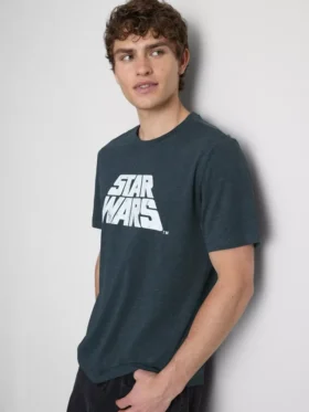 Camiseta con el logotipo de Star Wars