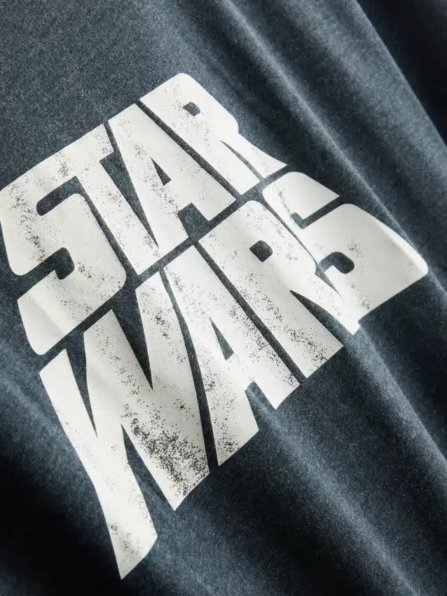 Camiseta con el logotipo de Star Wars
