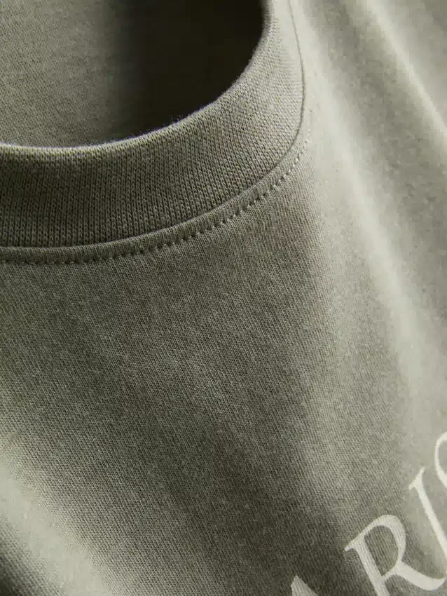 Camiseta con estampado de París